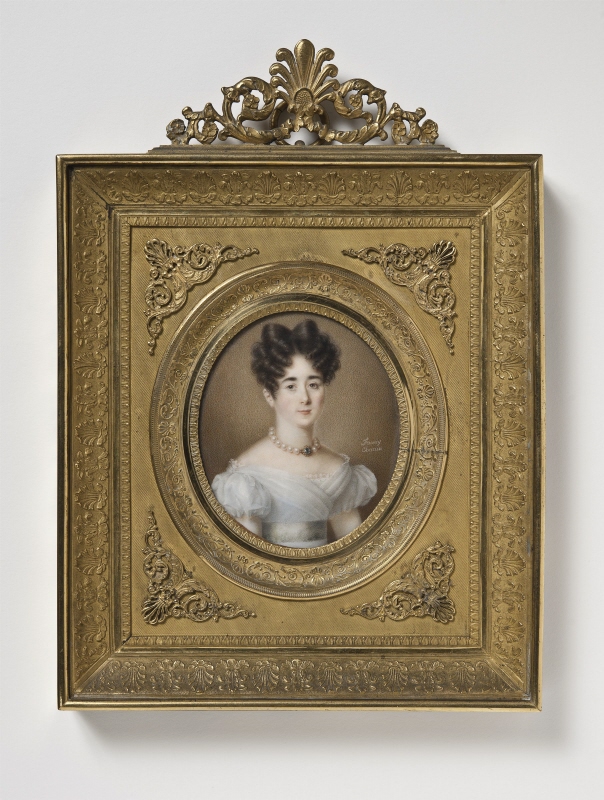 Porträtt av en kvinna med pärlcollier