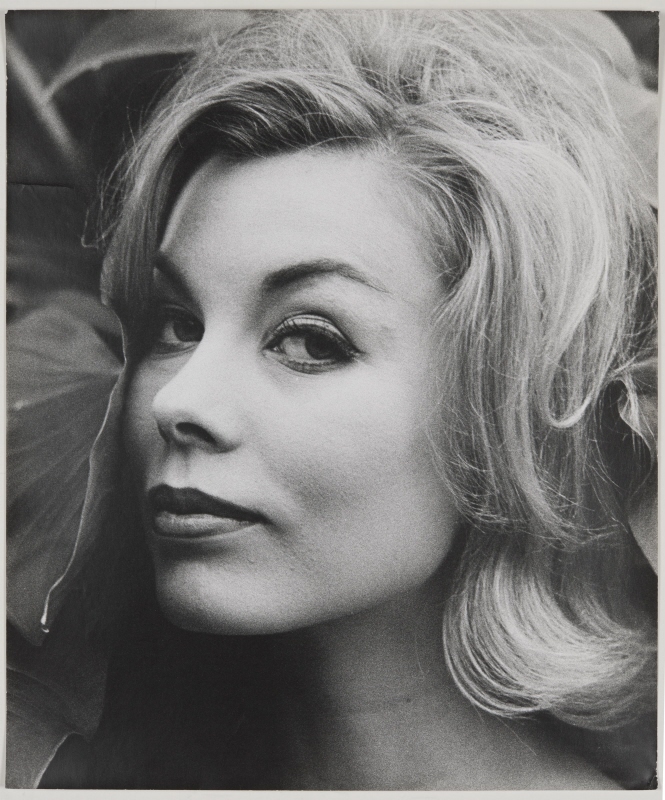 Marita Lindholm (född 1938), finländska, fotomodell, pedikyrist, Miss World 1957, g.m. journalisten och reklammannen Martti Tapio Kristie