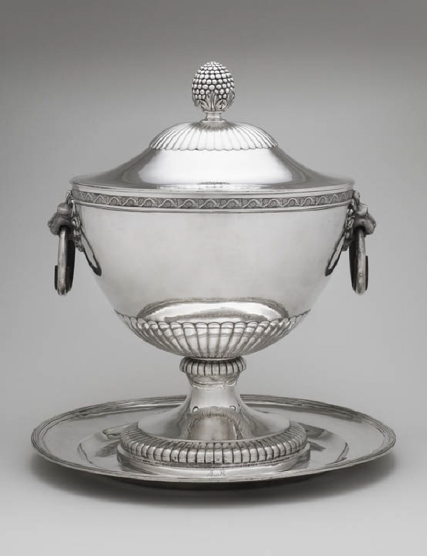 Turrine with lid and dish