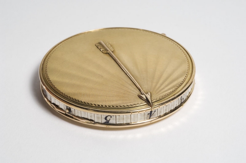 Pocket watch, a so called montre à tact
