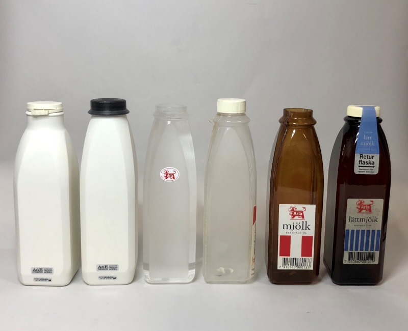 Prototyp till returflaska för mjölk, 5 st. A-C: Designstudiemodeller. D-E Designstudiemodeller, fullt fungerande. F: ur produktion