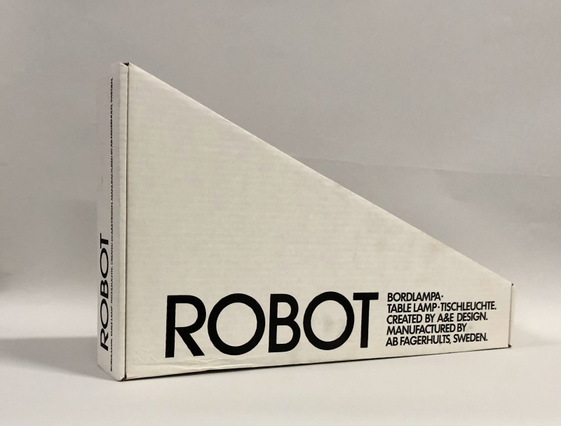 Skrivbordslampa “Robot”, vit plast, i förpackning